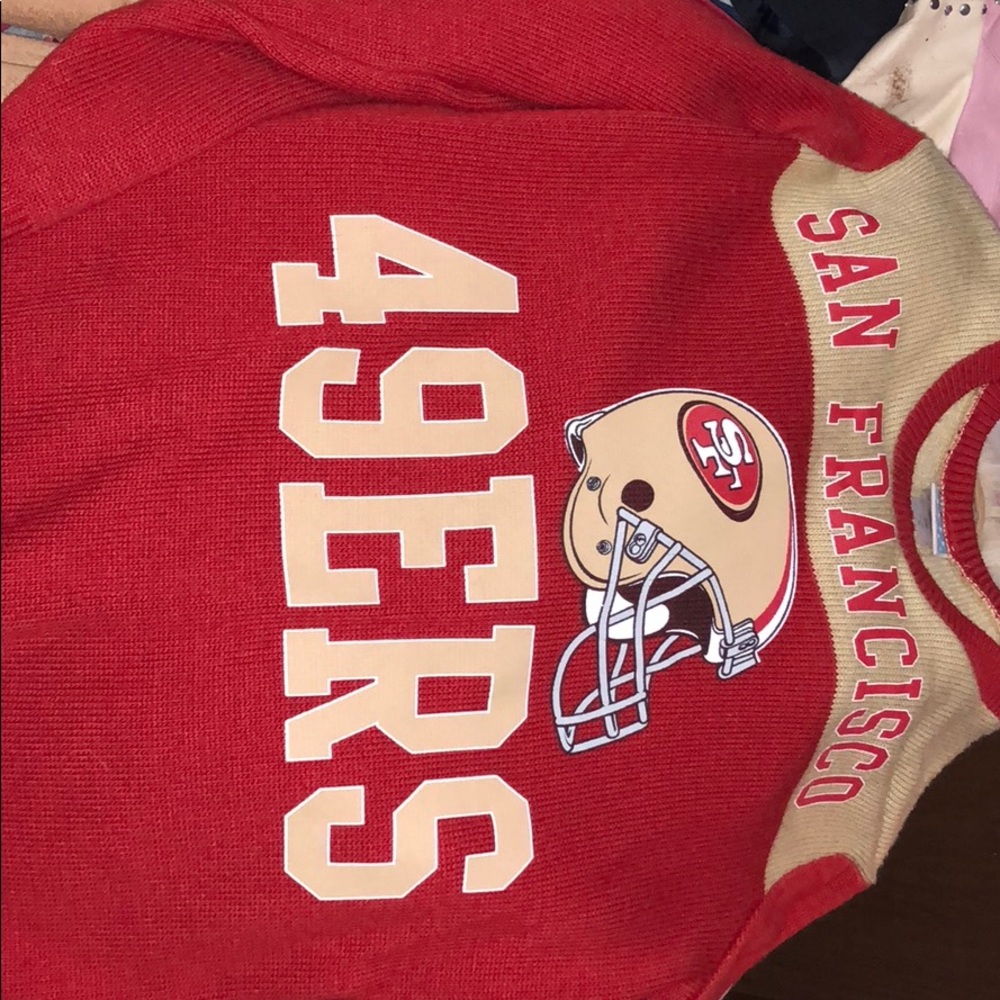 I’m selling this 49ers Christmas sweater